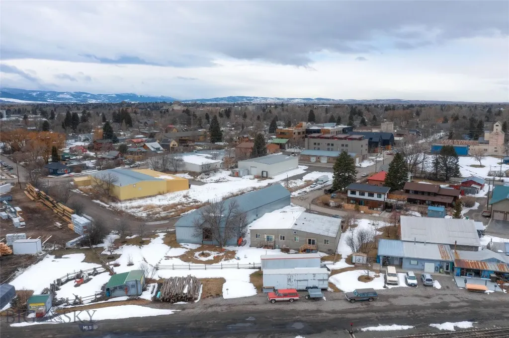 725 E Cottonwood Street & 704 Front Street Bozeman MT 59715