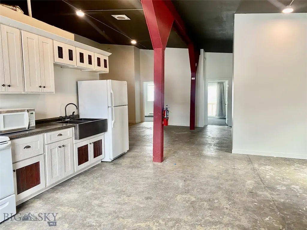 725 E Cottonwood Street & 704 Front Street Bozeman MT 59715