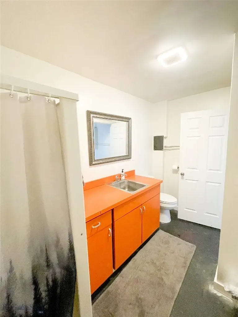 725 E Cottonwood Street & 704 Front Street Bozeman MT 59715