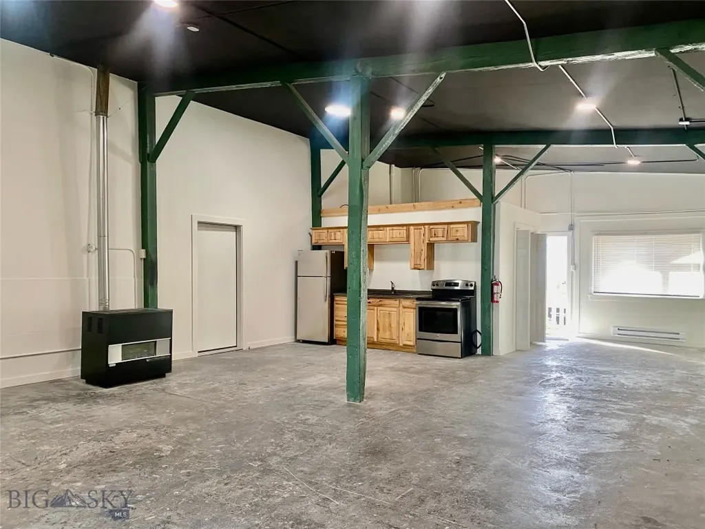 725 E Cottonwood Street & 704 Front Street Bozeman MT 59715