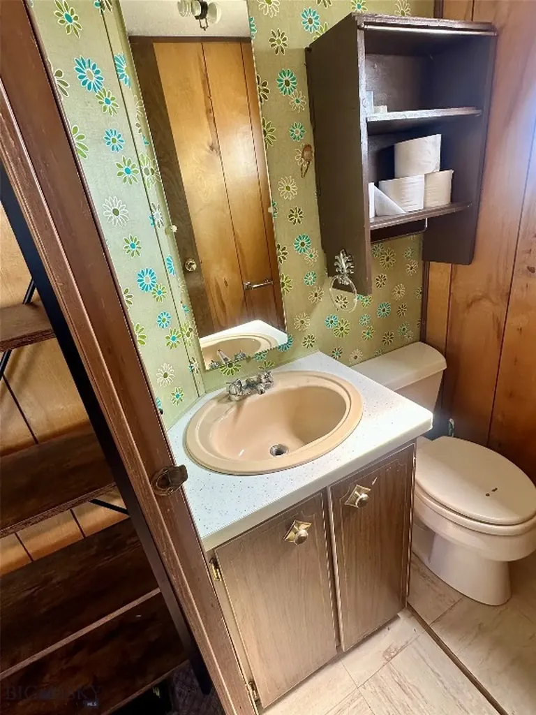 12193 Old Coach Road Three Forks MT 59752