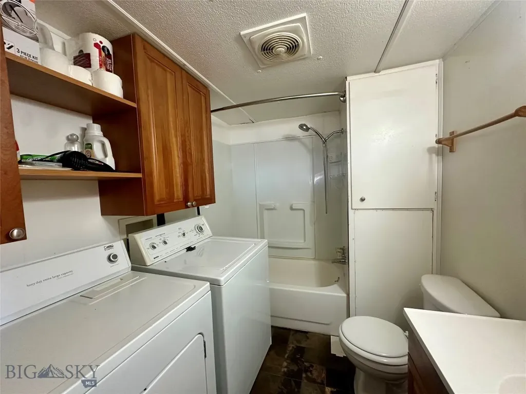 12193 Old Coach Road Three Forks MT 59752