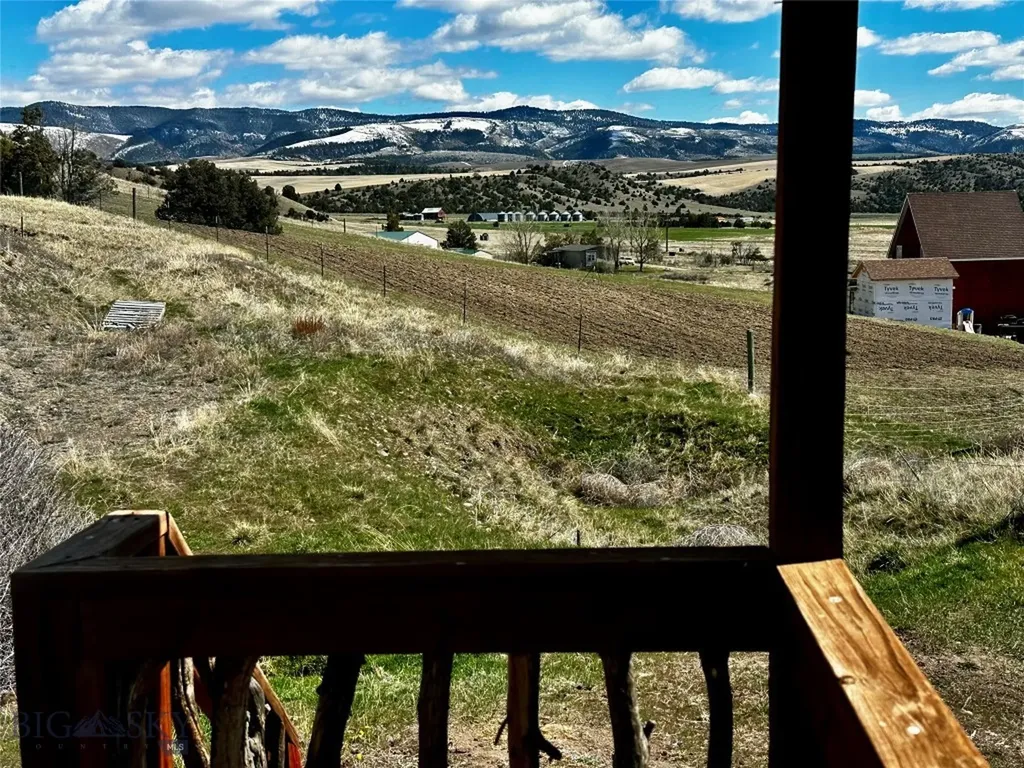 12193 Old Coach Road Three Forks MT 59752