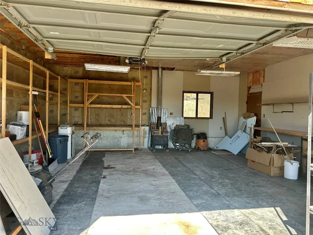 12193 Old Coach Road Three Forks MT 59752