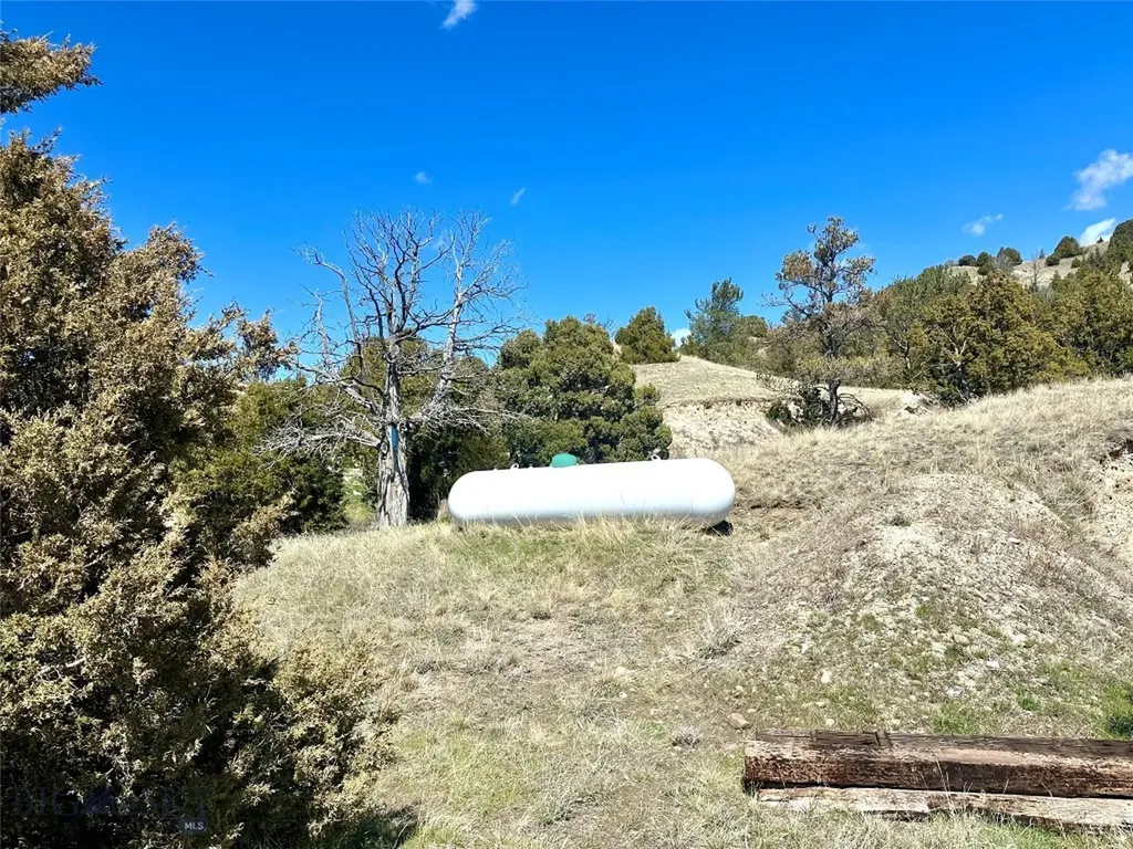 12193 Old Coach Road Three Forks MT 59752