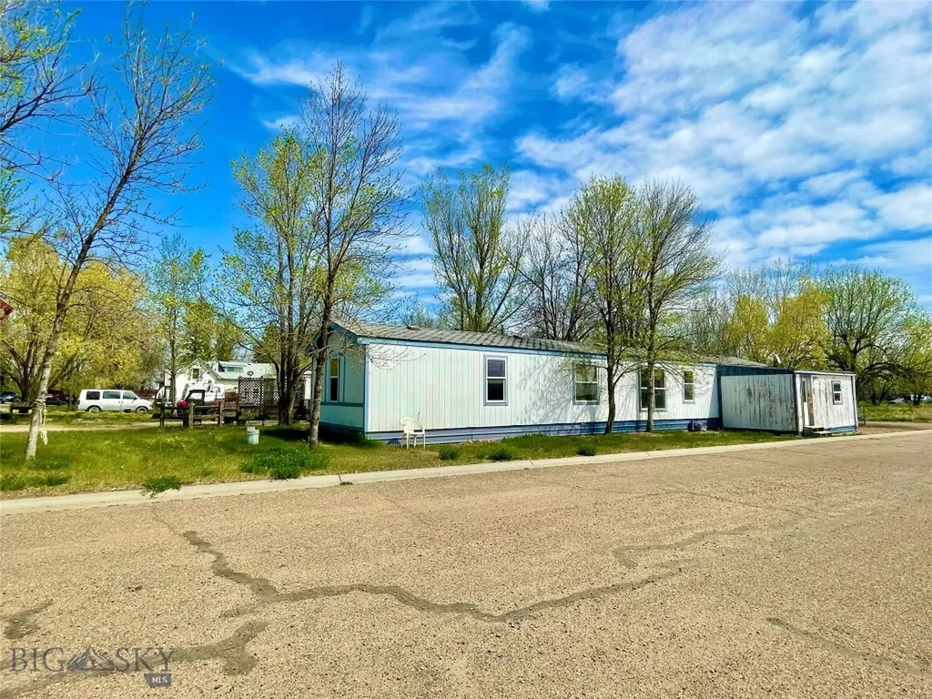 730 Utah Street Chinook MT 59523