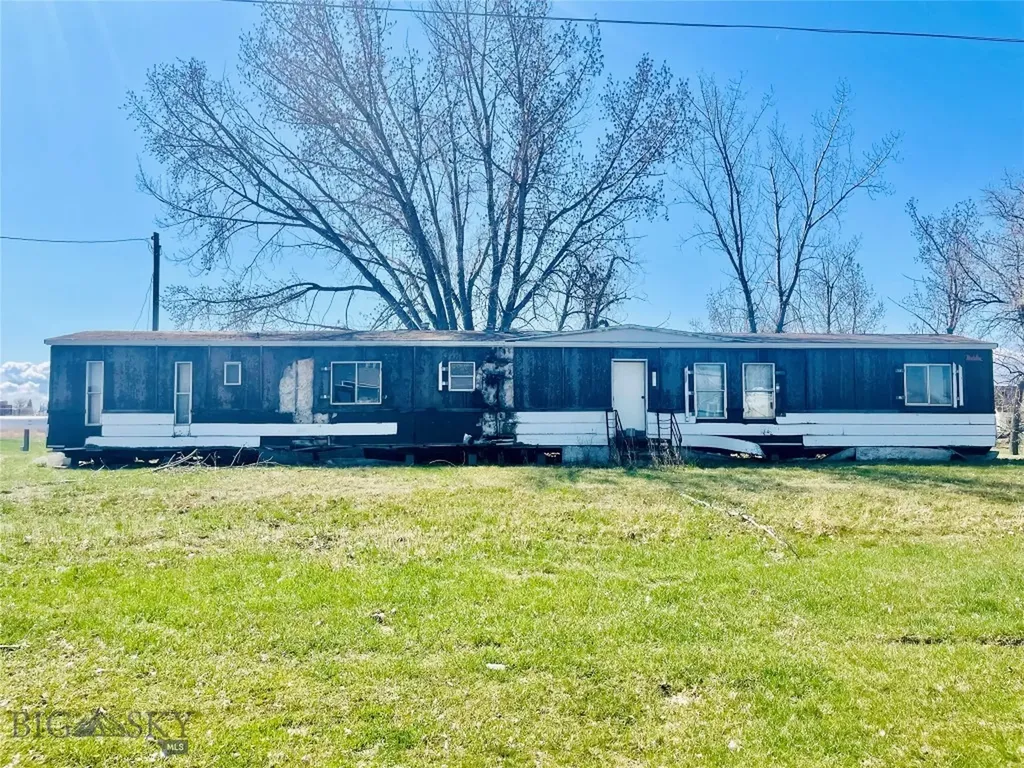 1314 Missouri Street Chinook MT 59523