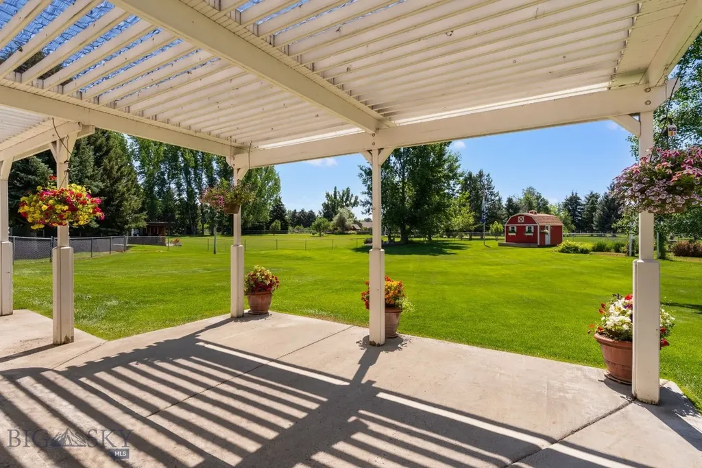 353 Sacajawea Peak Drive Bozeman MT 59718