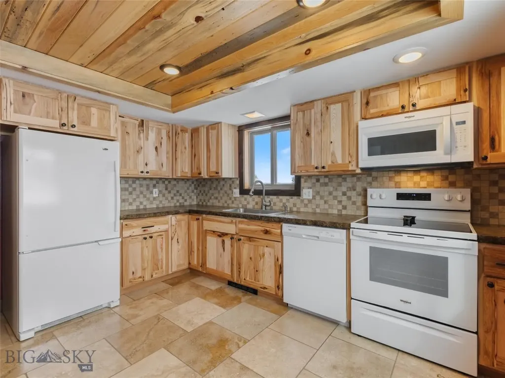 10 Fan Mountain Court Ennis MT 59729