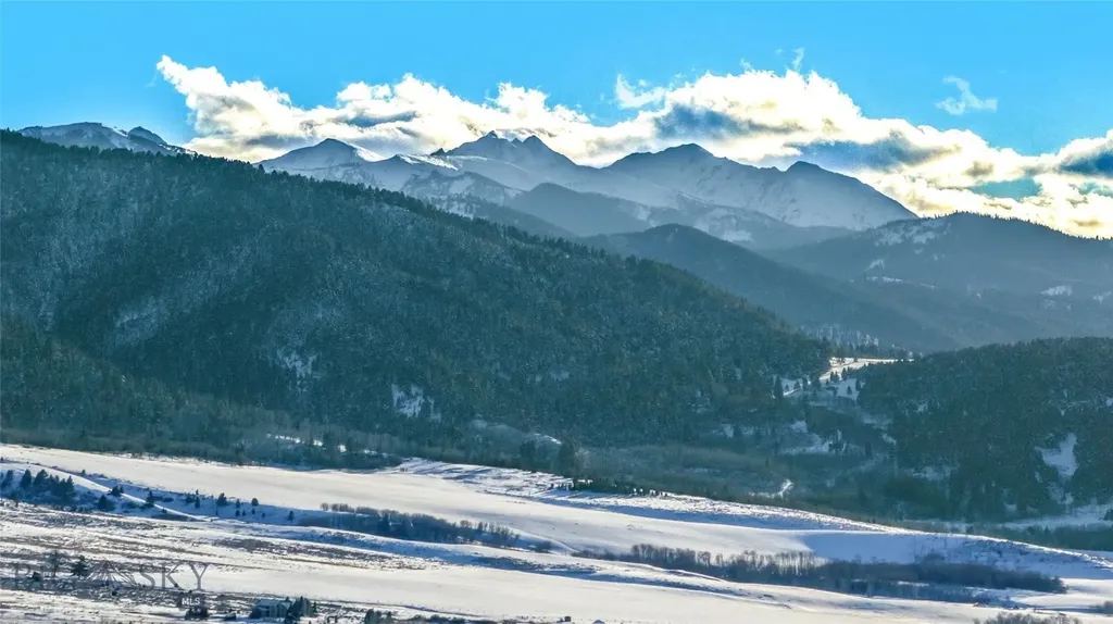 Lot 41 Upper Tom Burke Drive Gallatin Gateway MT 59730