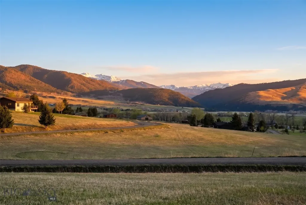 Lot 41 Upper Tom Burke Drive Gallatin Gateway MT 59730