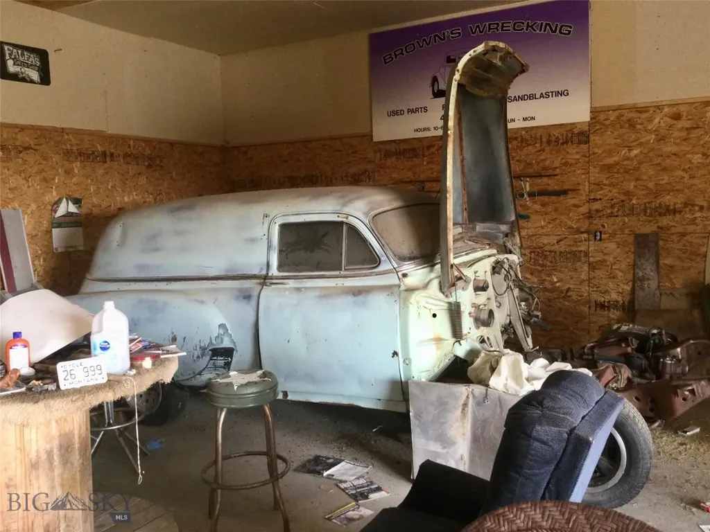 511 Glacier View Road Valier MT 59486
