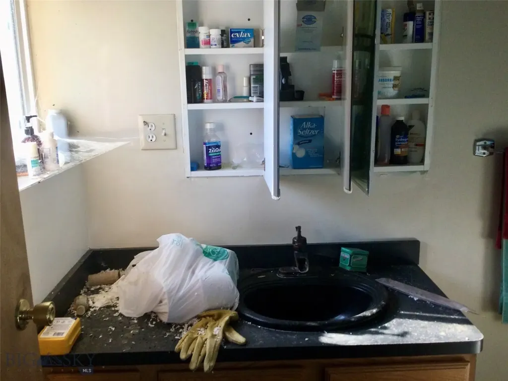 511 Glacier View Road Valier MT 59486