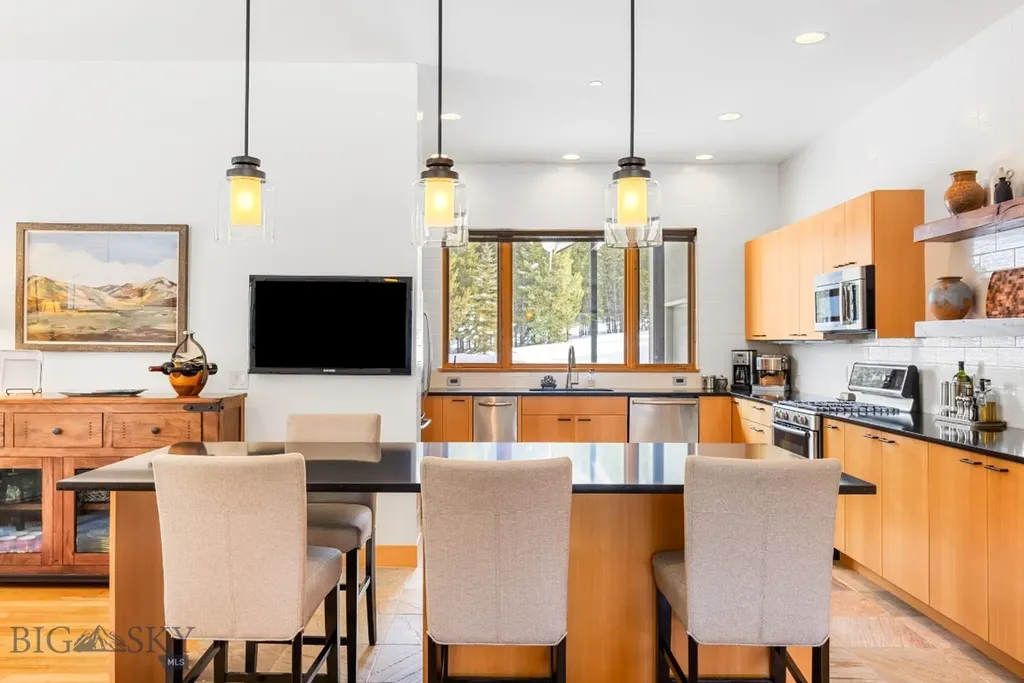 214 W Pine Cone Terrace Big Sky MT 59716