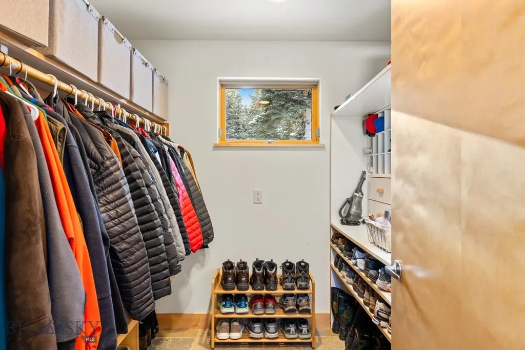 214 W Pine Cone Terrace Big Sky MT 59716