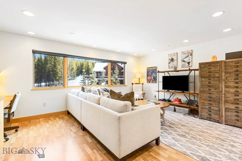 214 W Pine Cone Terrace Big Sky MT 59716
