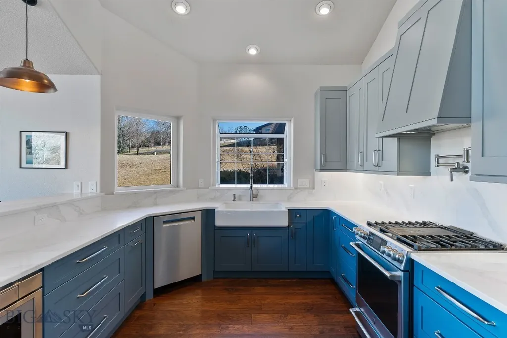 291 Evening Star Lane Bozeman MT 59715