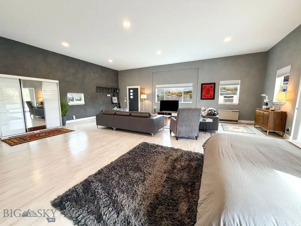 9000 S 19th Avenue Bozeman MT 59718