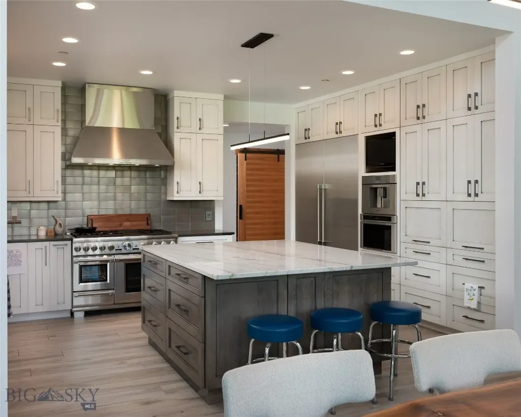 989 Bridger Lake Drive Bozeman MT 59718
