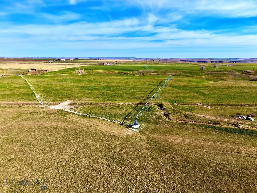 1481 Countyline Road Vaughn MT 59487
