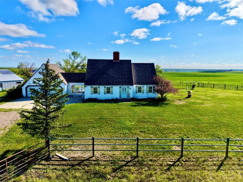 1481 Countyline Road Vaughn MT 59487