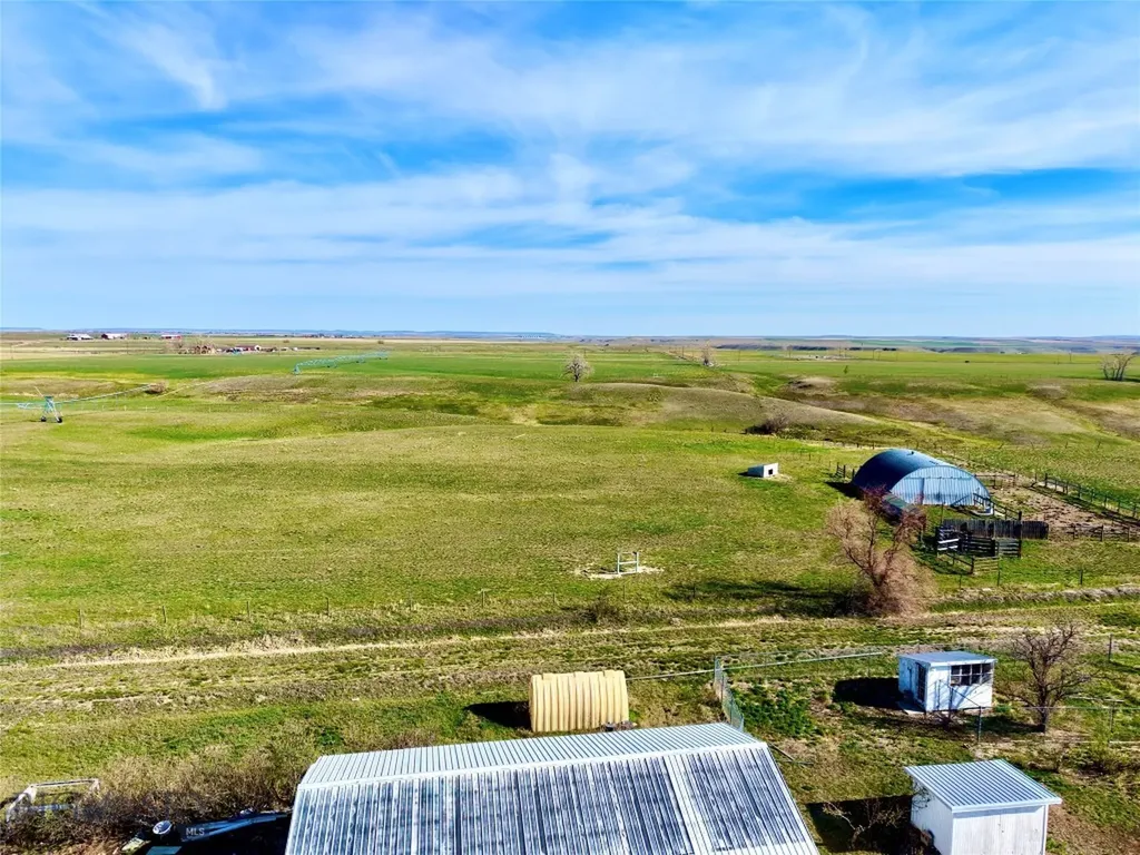 1481 Countyline Road Vaughn MT 59487