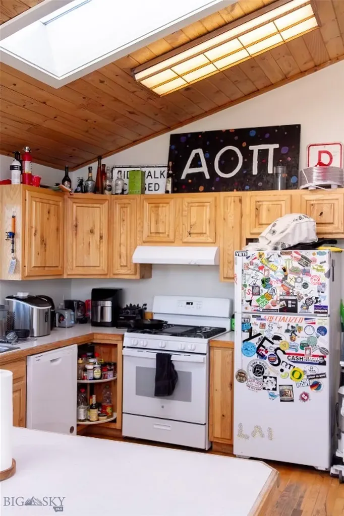 1604 Maple Lane Bozeman MT 59715