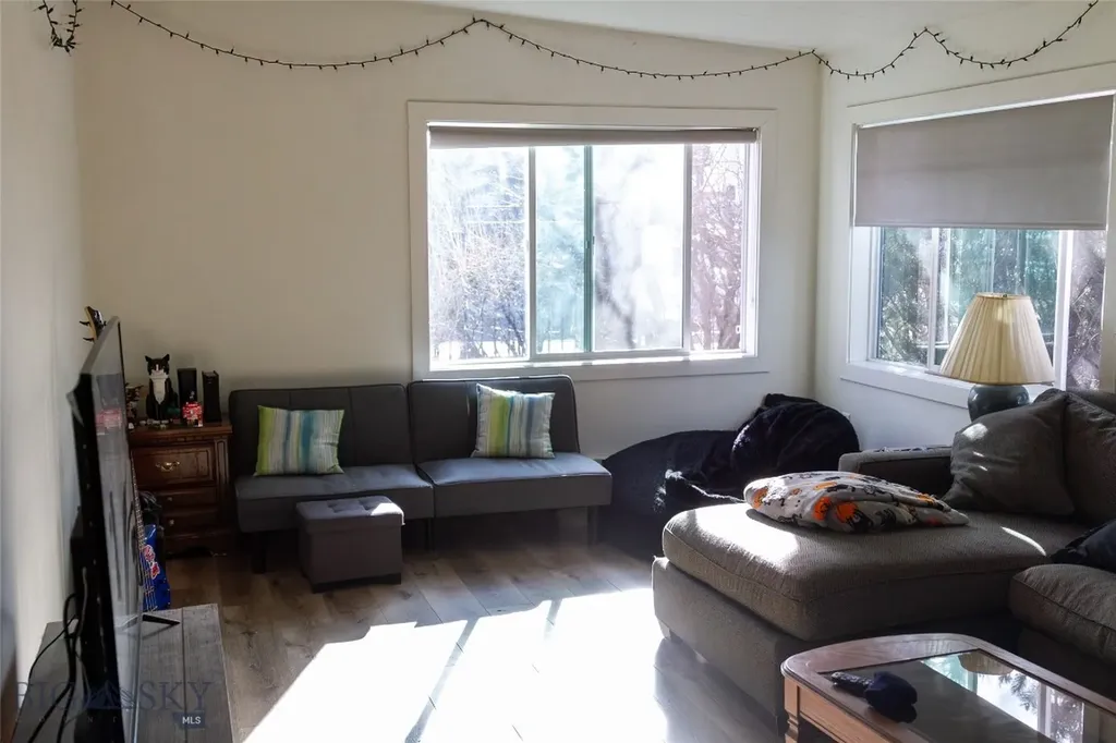 1604 Maple Lane Bozeman MT 59715