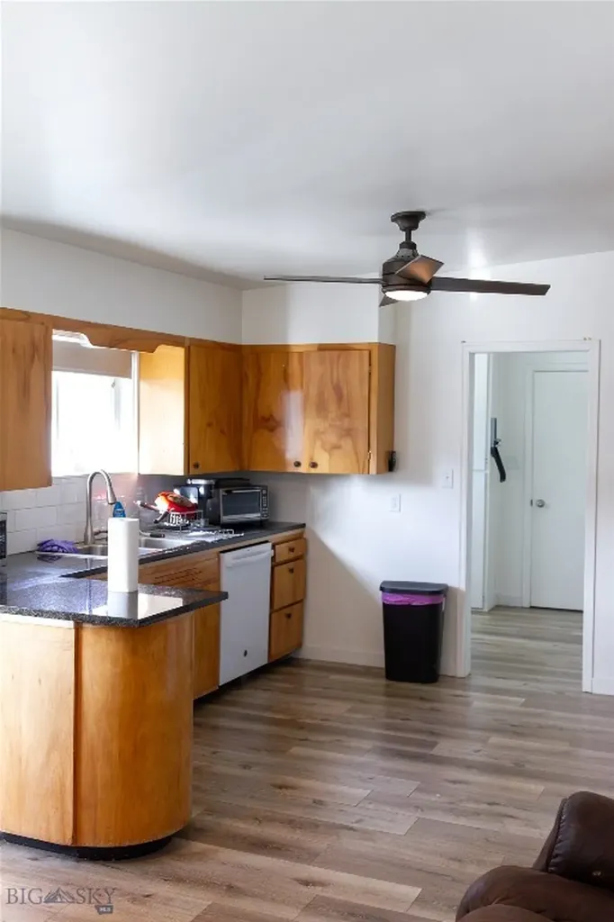 1604 Maple Lane Bozeman MT 59715