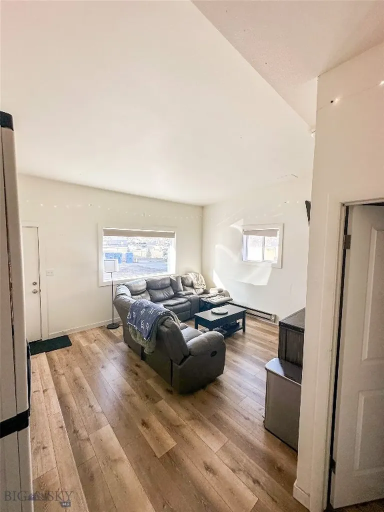 1604 Maple Lane Bozeman MT 59715