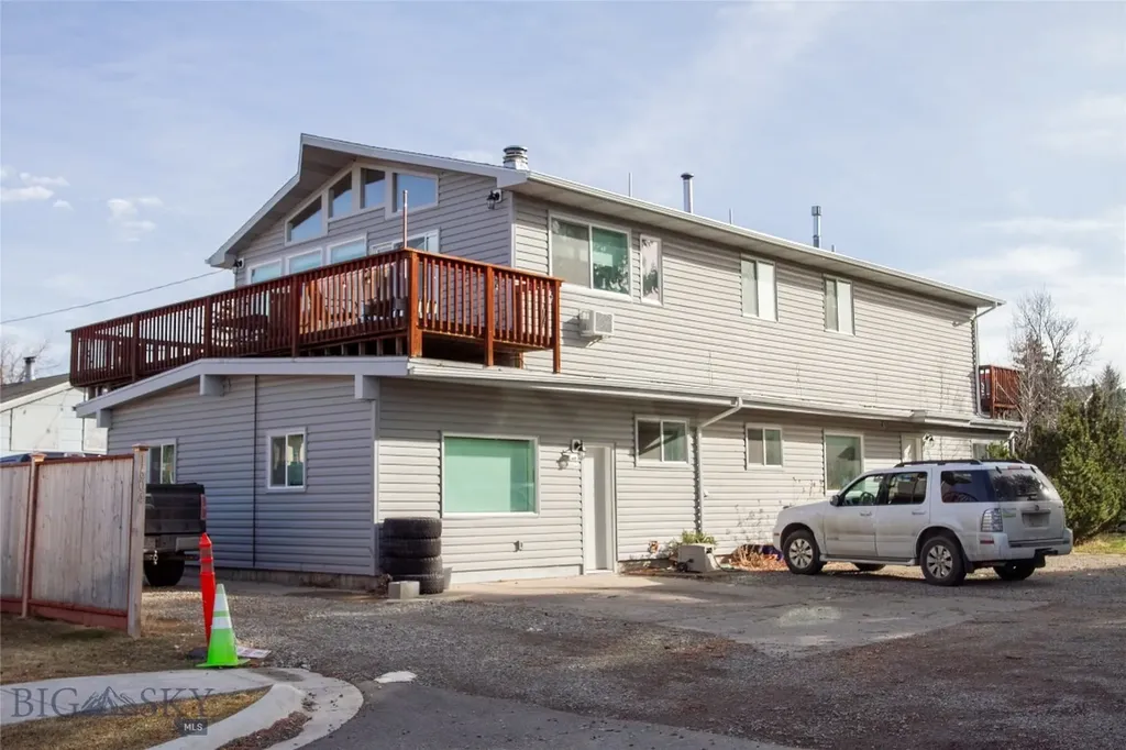 1604 Maple Lane Bozeman MT 59715
