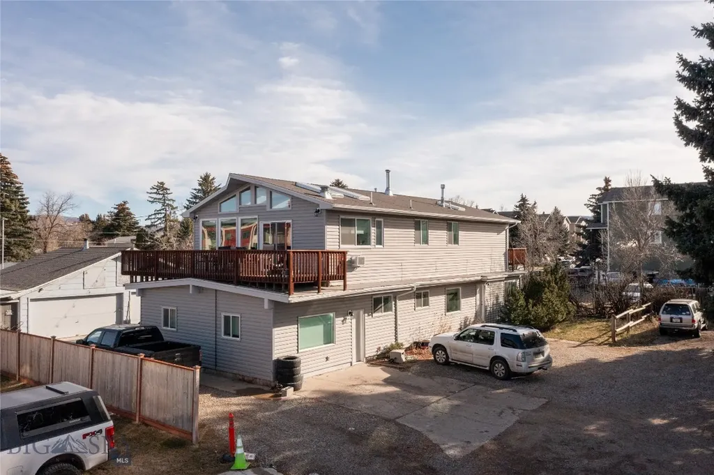 1604 Maple Lane Bozeman MT 59715