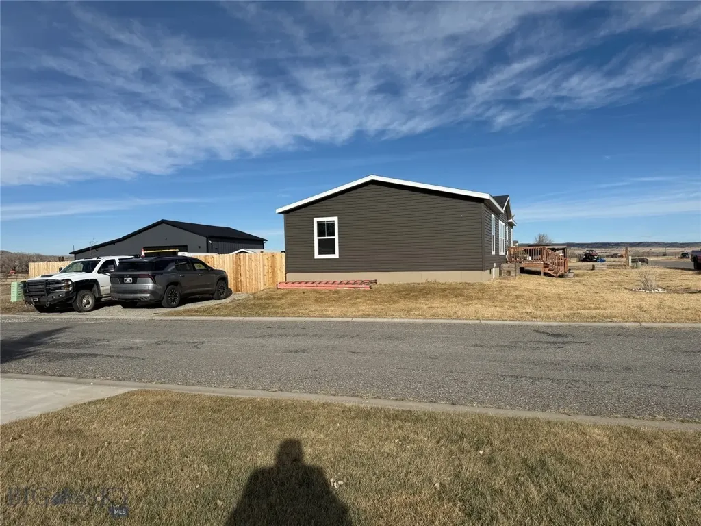 1100 E 2nd Big Timber MT 59011