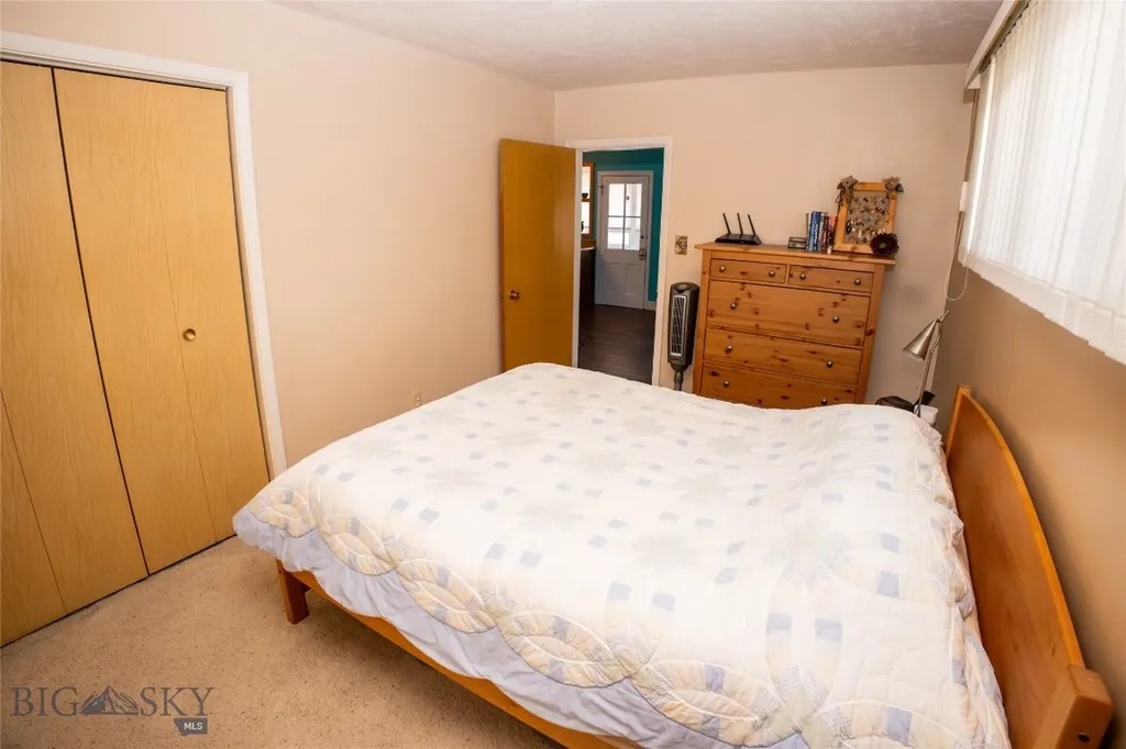 706 Locust Street Anaconda MT 59711