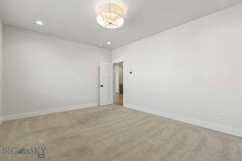 91 W Hyalite Peak Drive Bozeman MT 59718