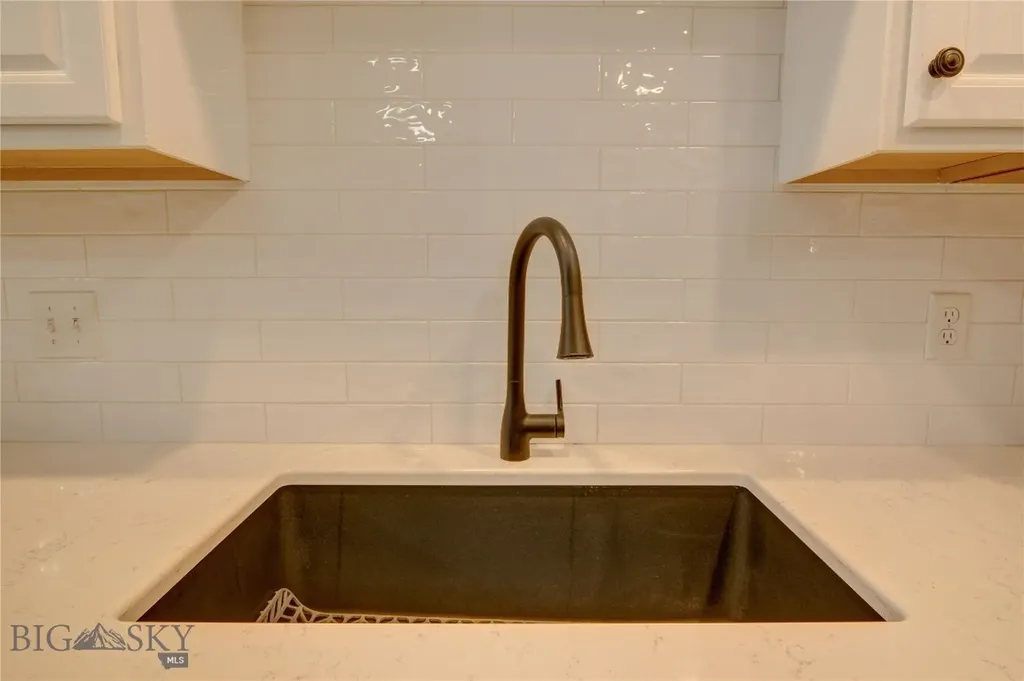 2240 Baxter Lane Bozeman MT 59718