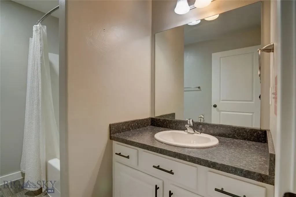 2240 Baxter Lane Bozeman MT 59718