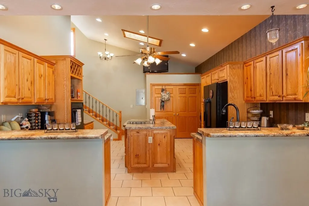106 E Hamilton Street Sheridan MT 59749