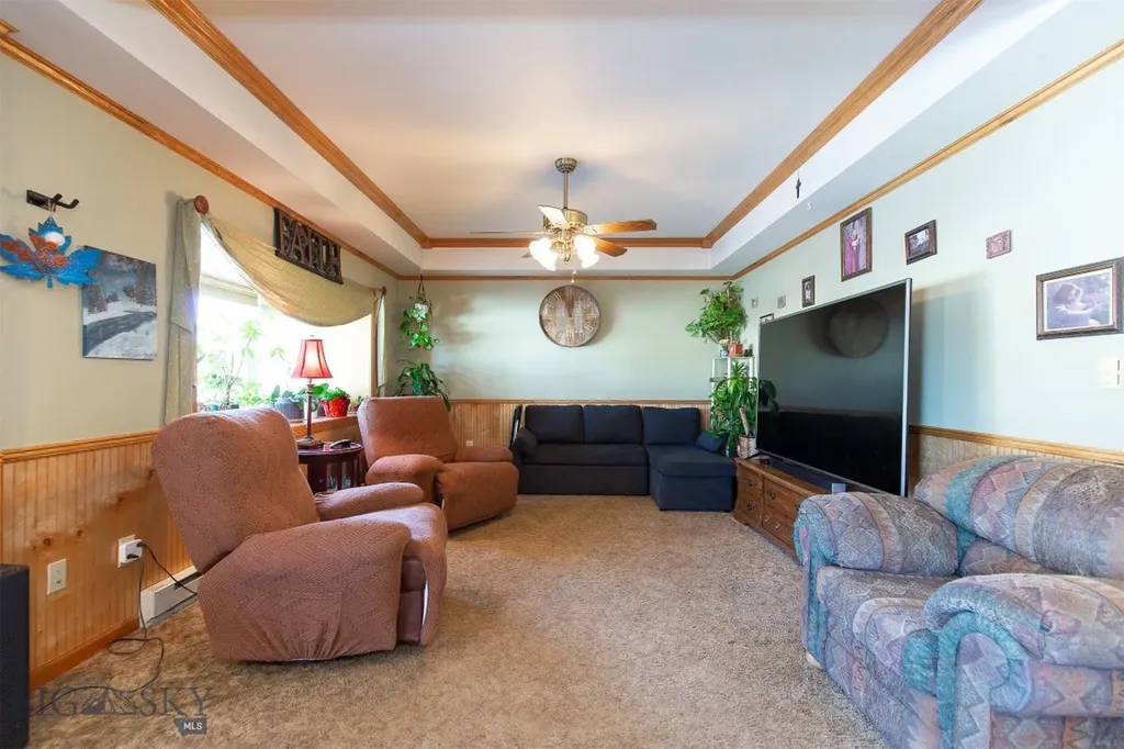 106 E Hamilton Street Sheridan MT 59749