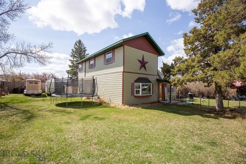 106 E Hamilton Street Sheridan MT 59749