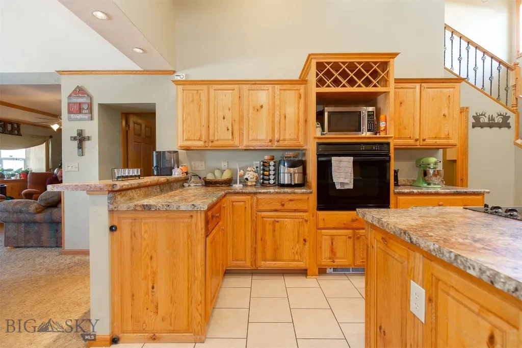 106 E Hamilton Street Sheridan MT 59749