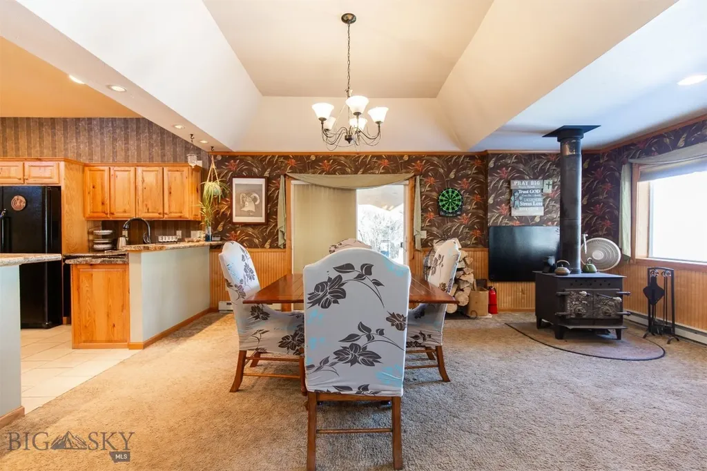 106 E Hamilton Street Sheridan MT 59749