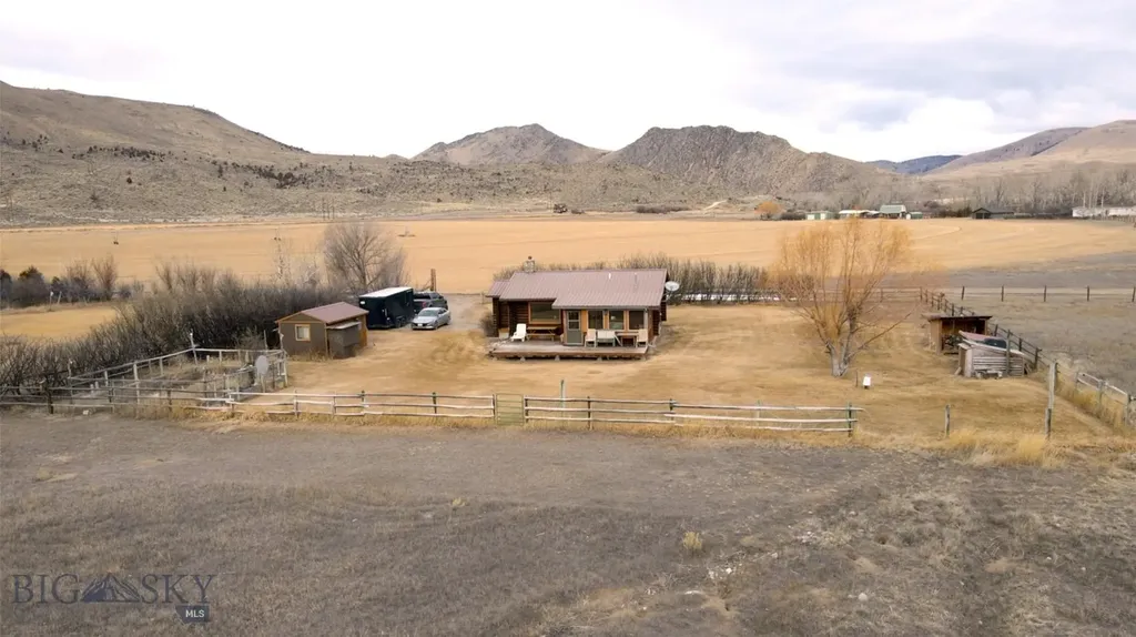 240 Ponderosa Melrose MT 59743