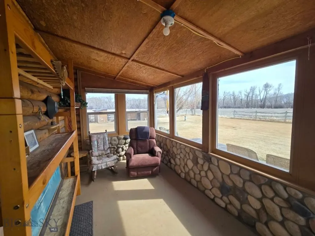 240 Ponderosa Melrose MT 59743