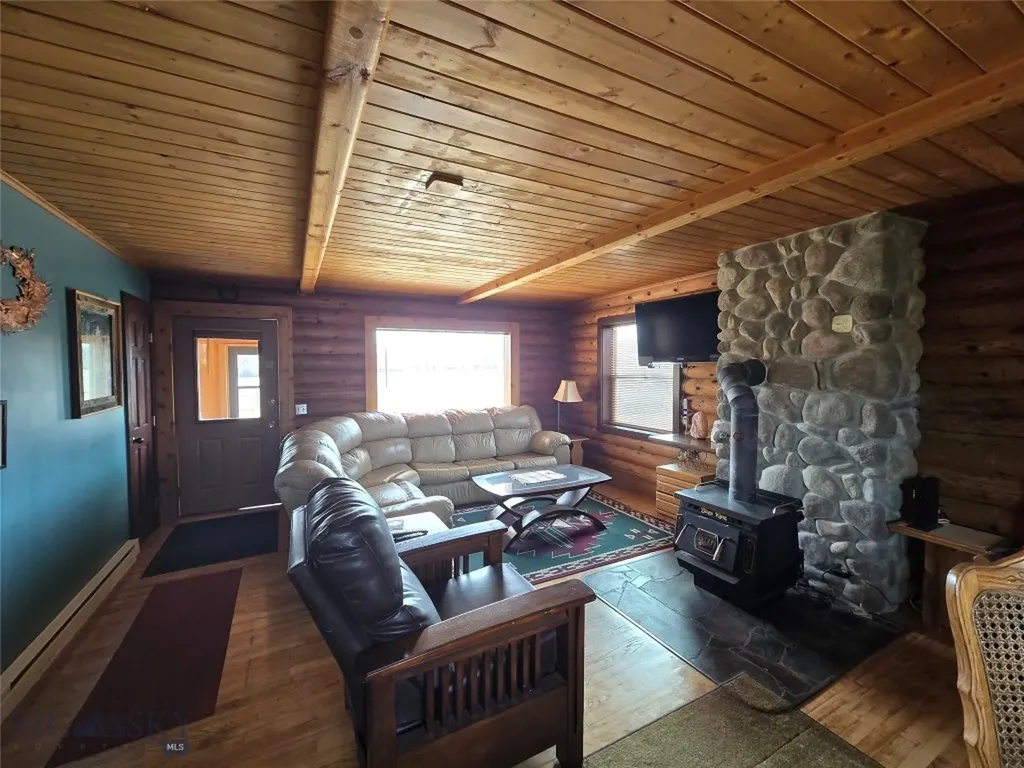 240 Ponderosa Melrose MT 59743