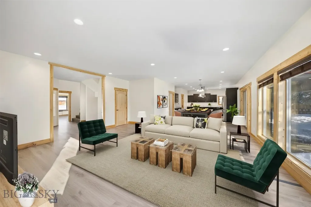 532 Gallatin Avenue West Yellowstone MT 59758