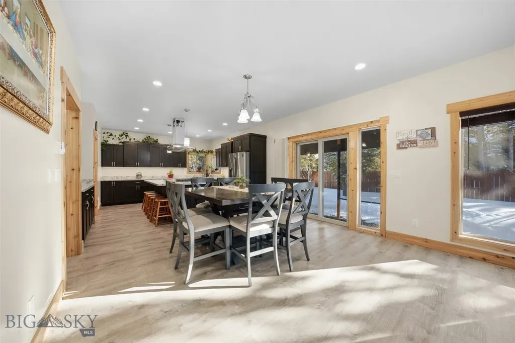 532 Gallatin Avenue West Yellowstone MT 59758