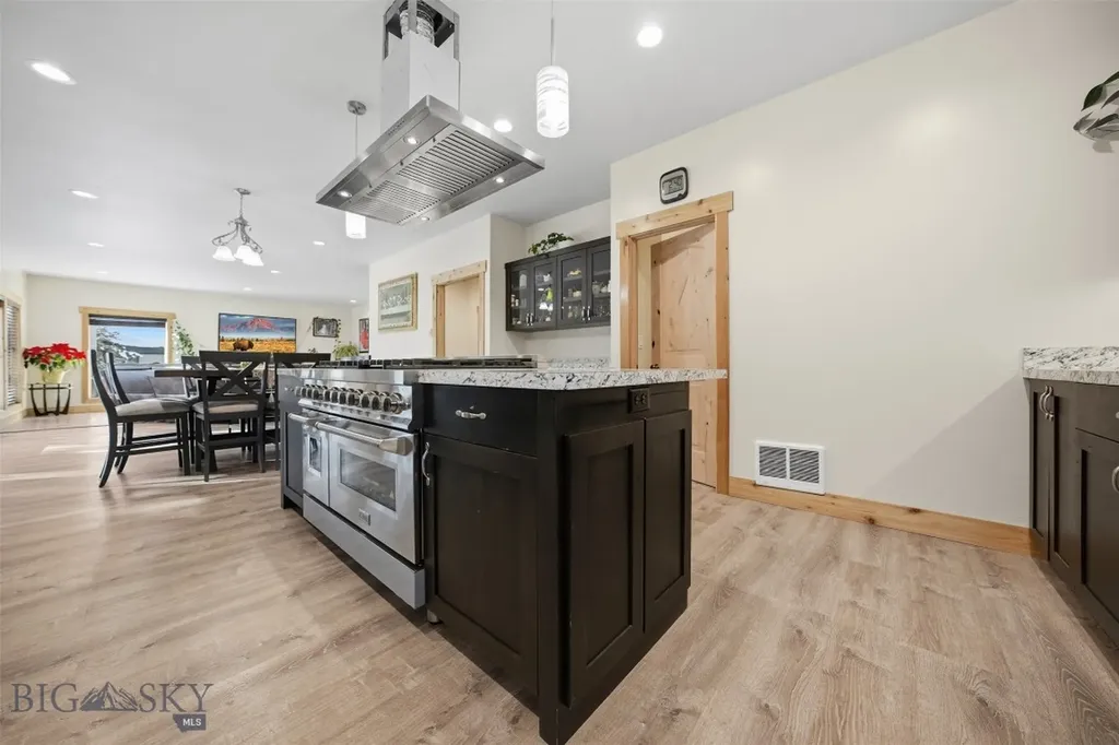 532 Gallatin Avenue West Yellowstone MT 59758
