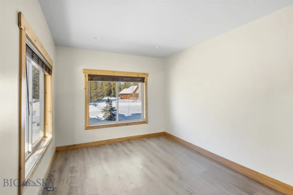 532 Gallatin Avenue West Yellowstone MT 59758
