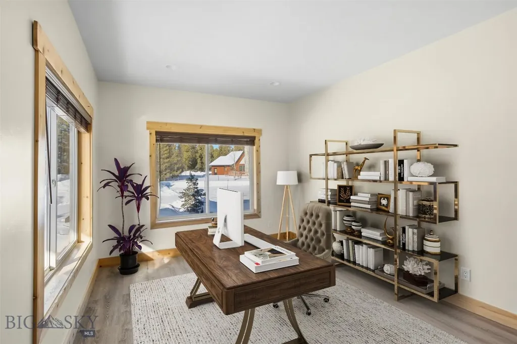 532 Gallatin Avenue West Yellowstone MT 59758
